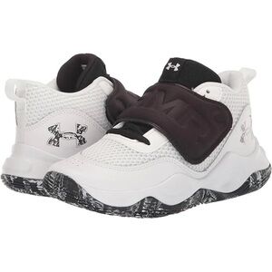NWT Under Armour Kids Shoes - 3Y